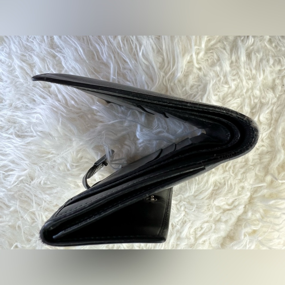 Gucci Black Leather Wallet with Silver Hardware - Picture 8 of 10